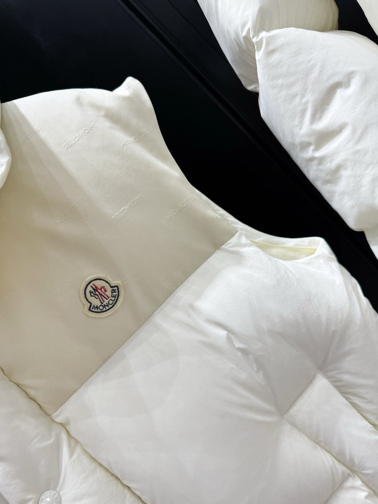 PRE-ORDER WHITE PADDED COMBO COAT/ GILET