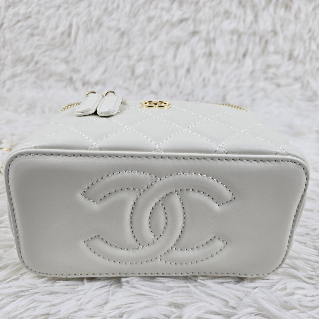 Pre-Order | White Mini Vanity Bag with Chain Handle