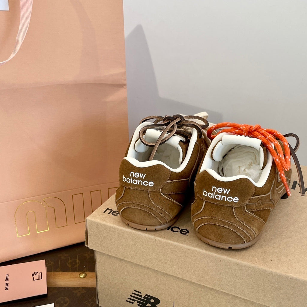 PRE-ORDER BROWN TRAINERS