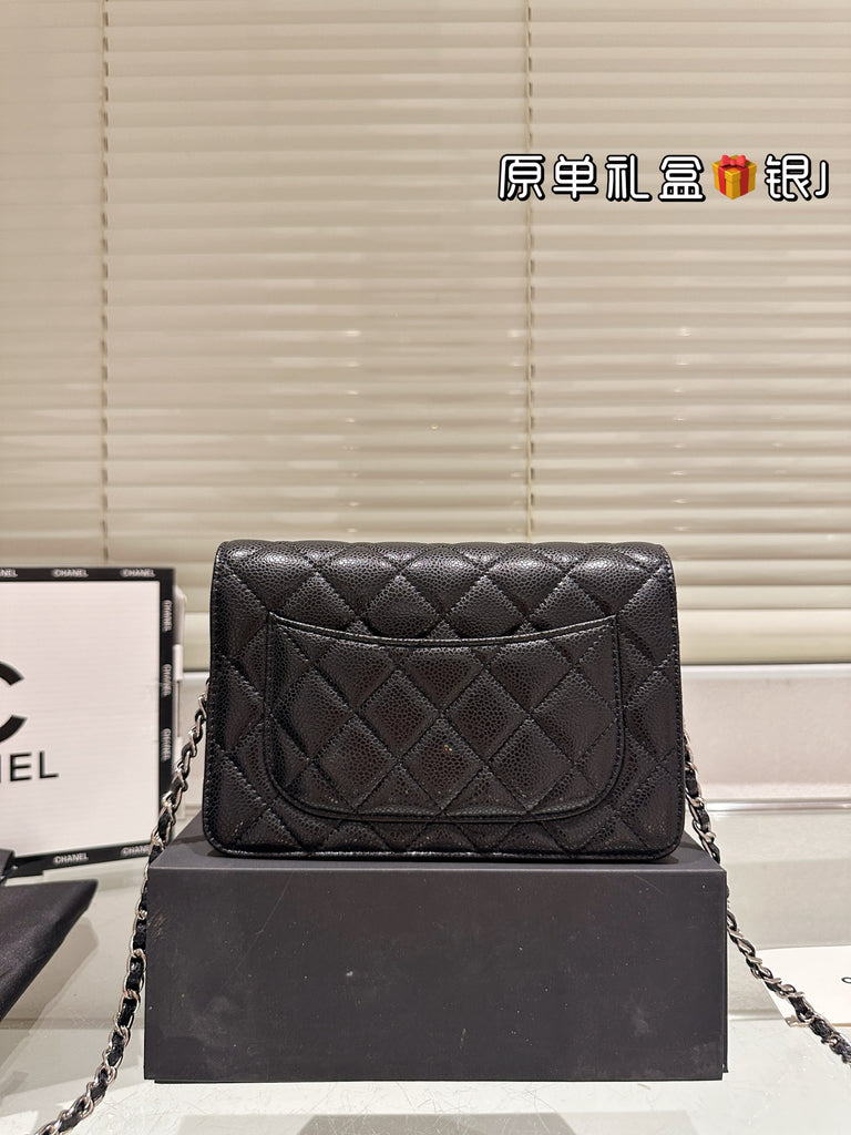 Pre-Order | Quilted Crossbody Bag – Black