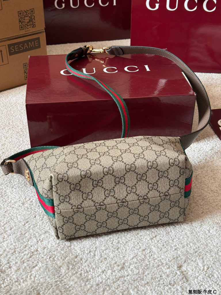 PRE-ORDER CROSS BODY BAG