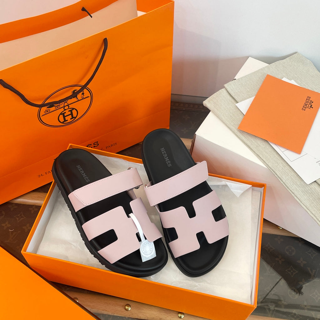 Pre-Order | Cut-Out Slide Sandals – Pink & Black