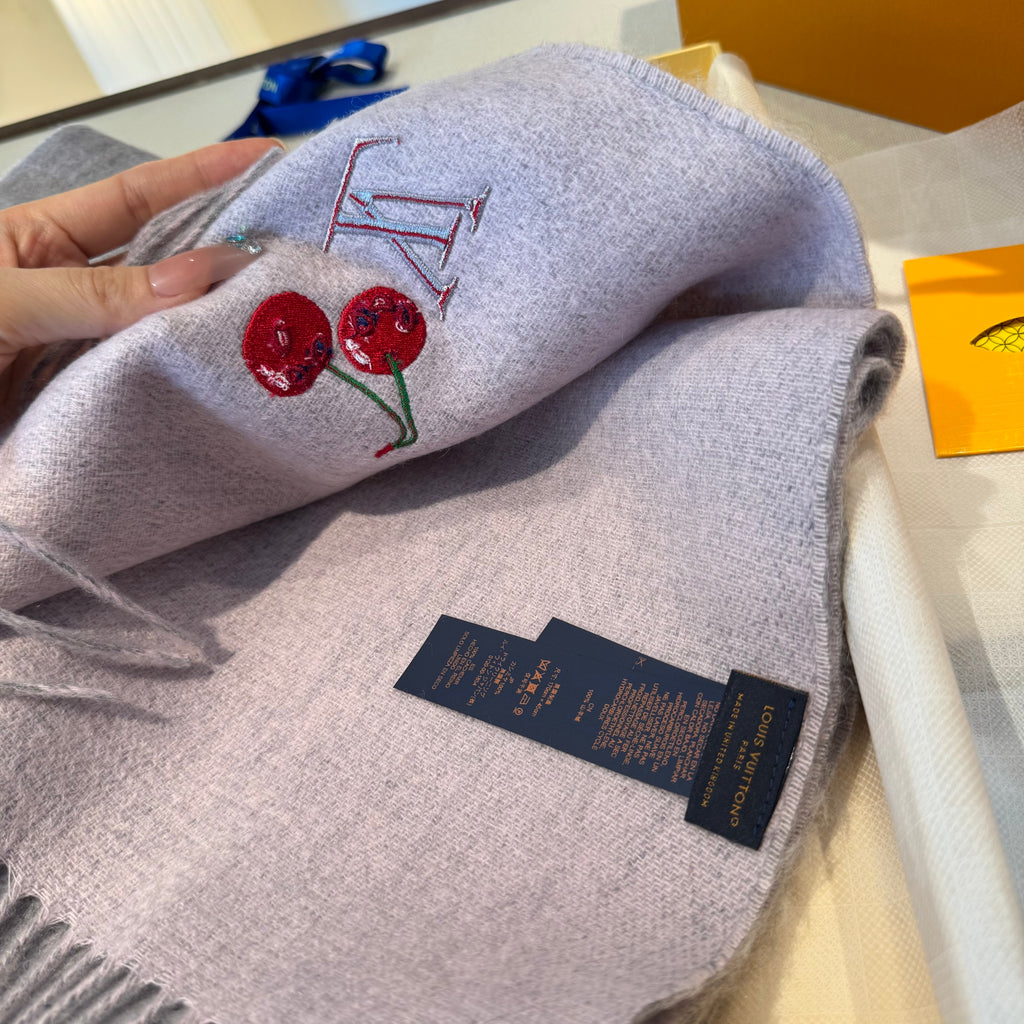 PRE-ORDER GREY SCARF