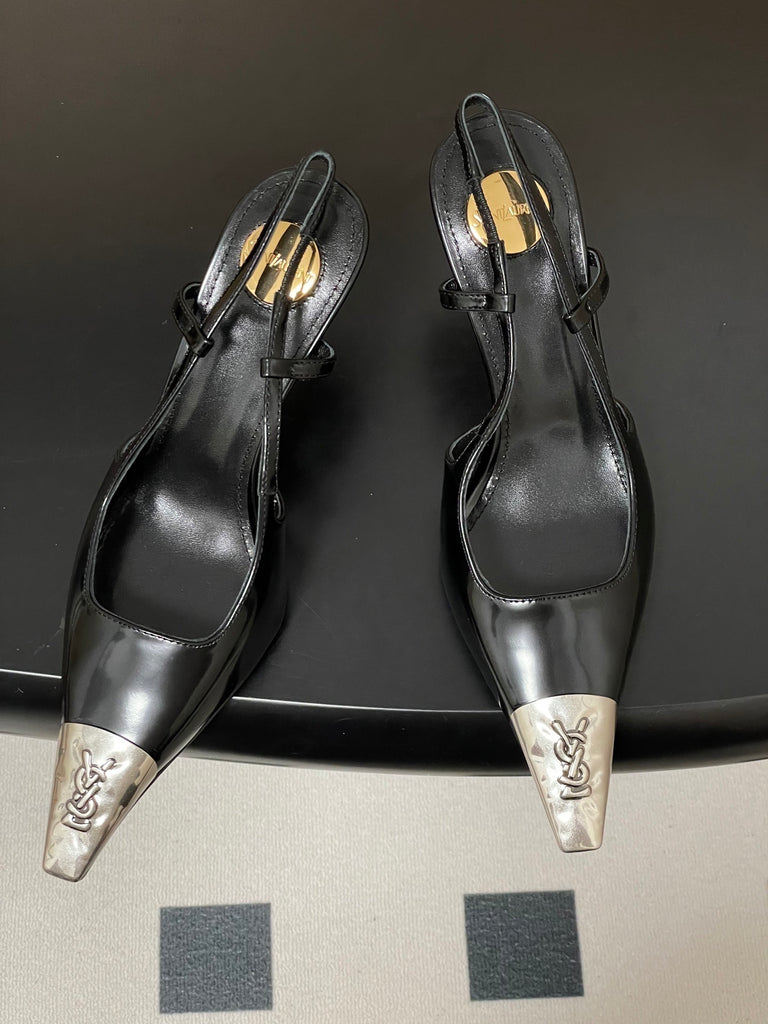 PRE-ORDER BLACK POINTED SHOES