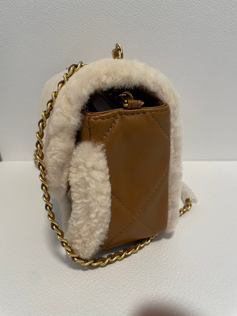 Pre-Order - Shearling Quilted Chain Shoulder Bag