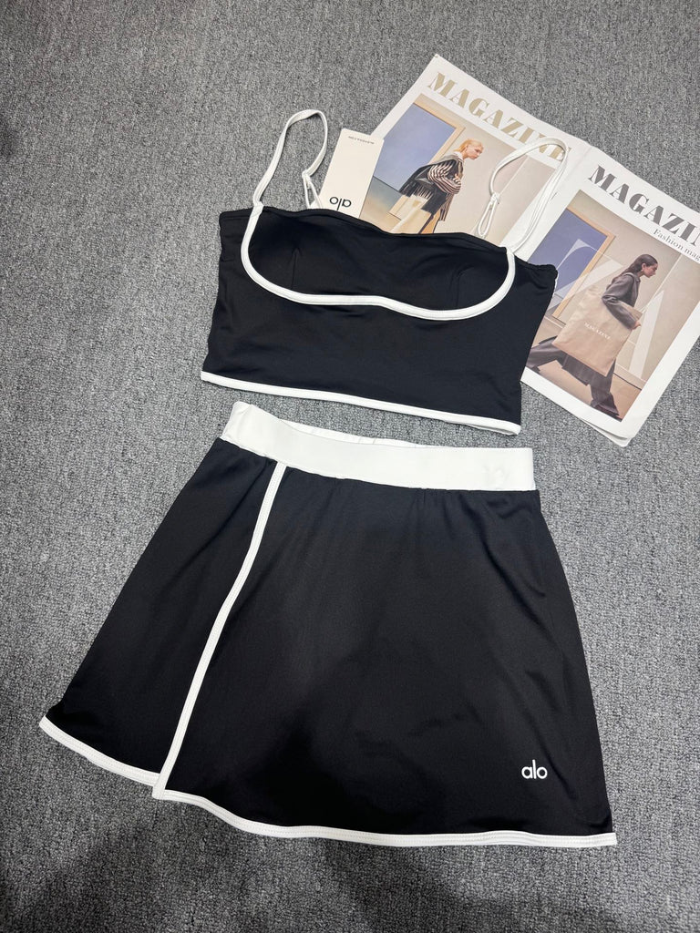 Black & White Contrast Trim Two-Piece Set – Sporty Chic Co-ord