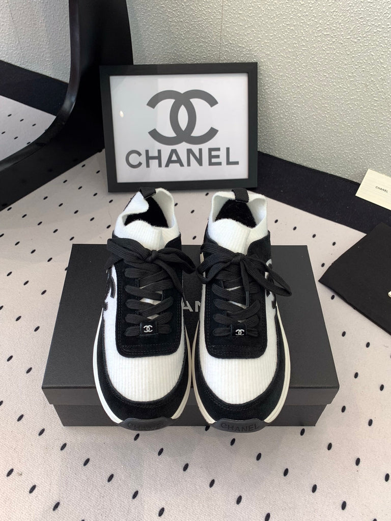 PRE-ORDER BLACK + WHITE TRAINERS