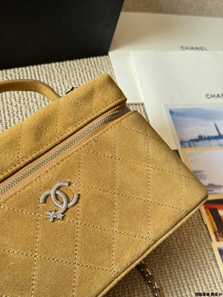 Suede Quilted Box Bag with Chain Strap – Pre-Order