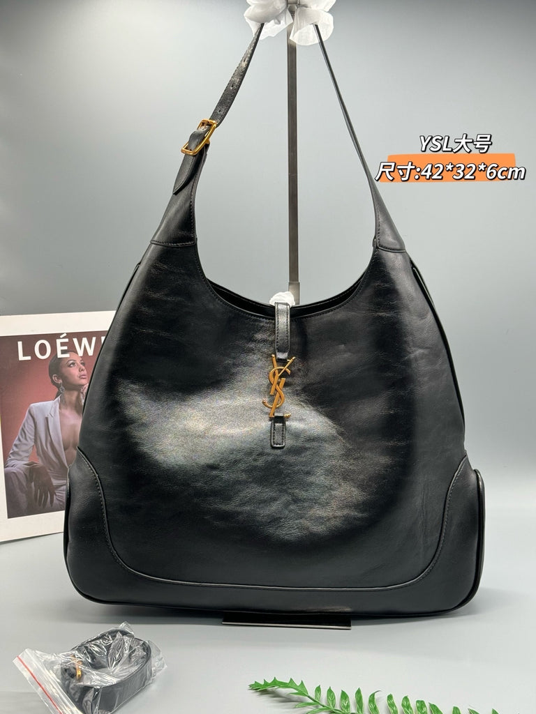 PRE-ORDER BLACK LARGE SHOULDER BAG