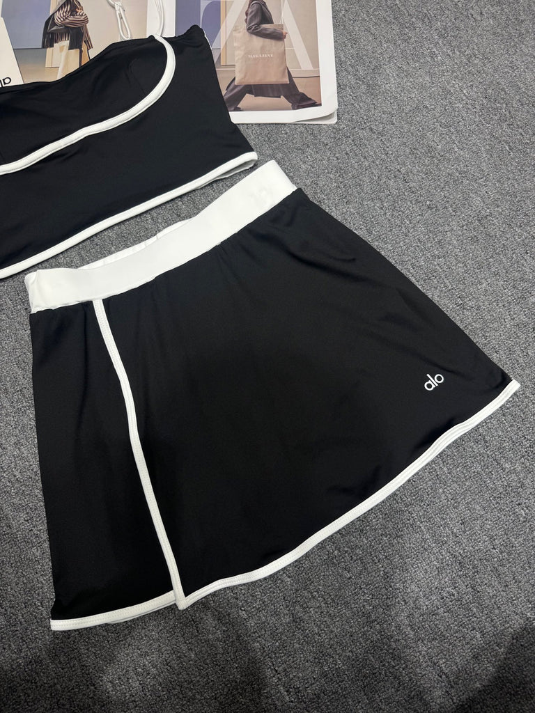 Black & White Contrast Trim Two-Piece Set – Sporty Chic Co-ord